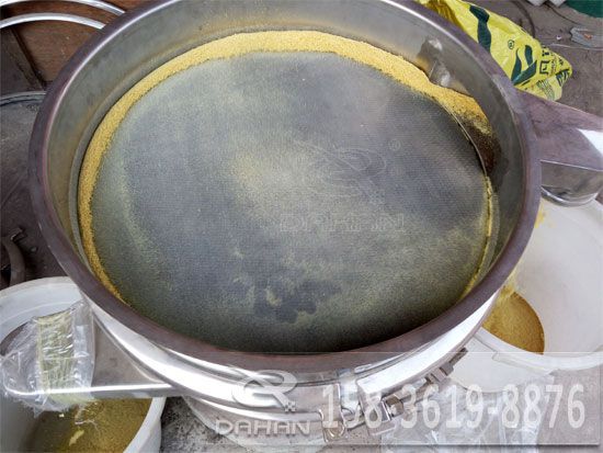 黄豆粉不锈钢振动筛 黄豆粉不锈钢振动筛